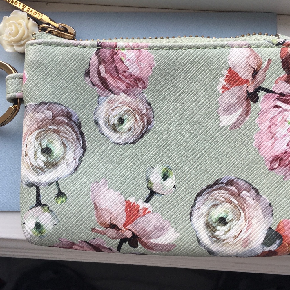 Wallet pouch
